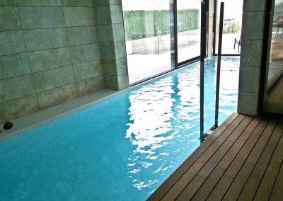 Ver galería piscinas hormigón interiores